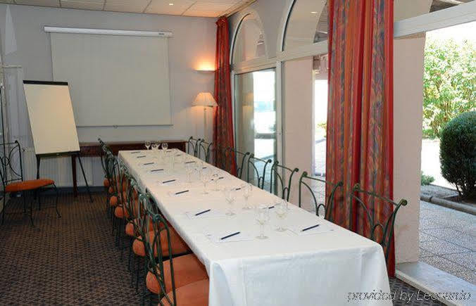 Clos St Eloi, The Originals Relais Hotel